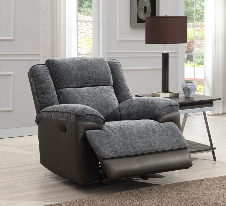 U177 - Living Room Set - alternate view 2