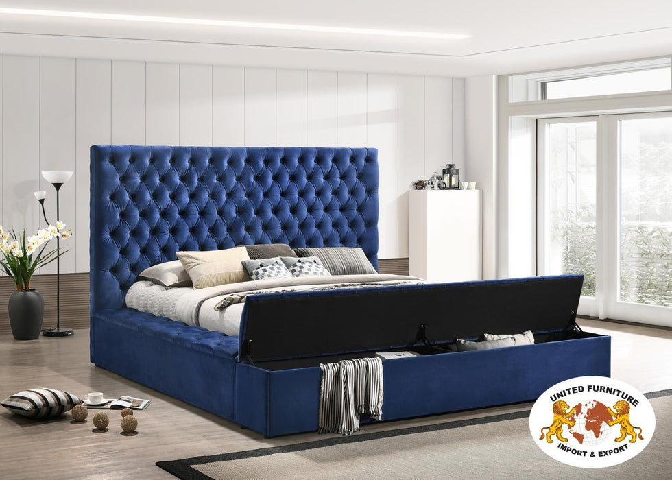 B564 - Velvet Bed - alternate view 2