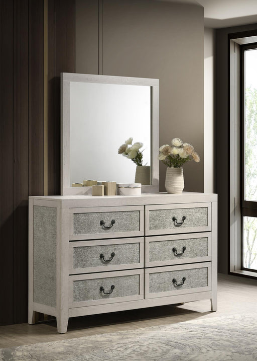 B505 - Bed - alternate view 2