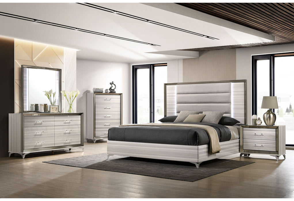Zambrano - 5 Piece King Bedroom Set - White - alternate view 4