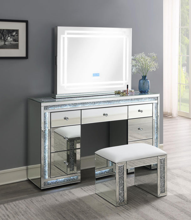 G-320 - Glamour Vanity - alternate view 2