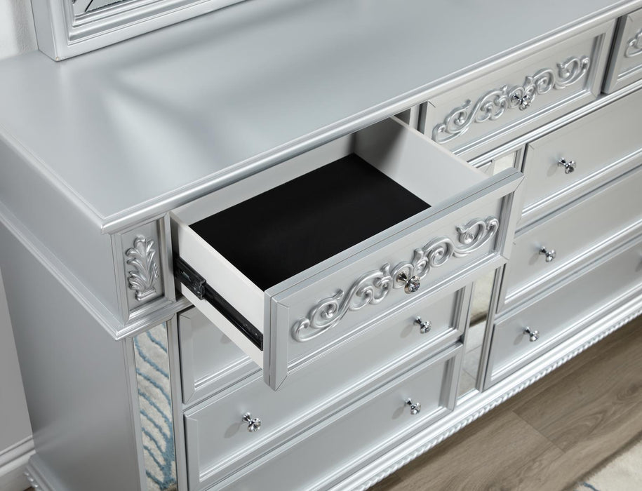 B092 - Dresser - Gray - alternate view 4