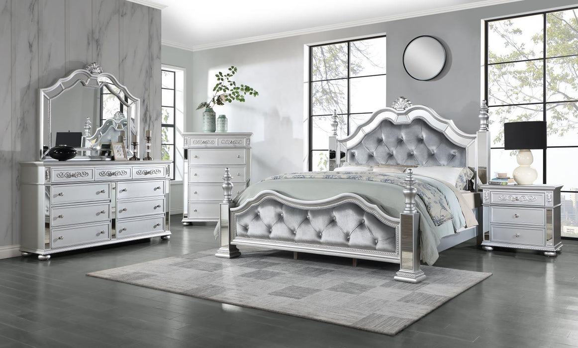 B052 - Mirror - Shimmer Silver - alternate view 2