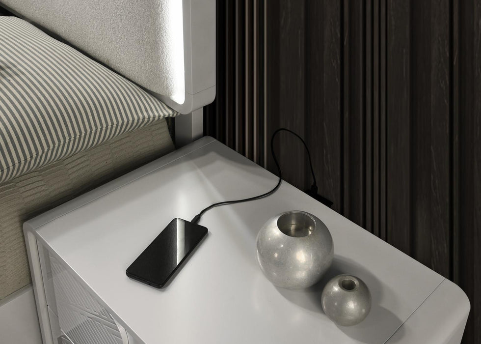 B023 - Nightstand - Cool Gray - alternate view 4