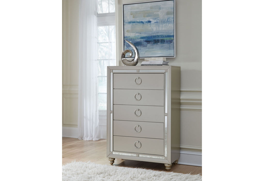 Riley - 6 Piece King Bedroom Set (Bed, Dresser, Mirror, 2 Nightstands, Chest) - Silver - alternate view 4