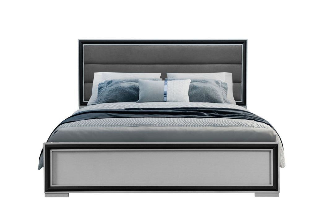 Amelia - 4 Piece King Bedroom Set (King Bed With LED, Dresser, Mirror And Nightstand) - Black / Gray - alternate view 4