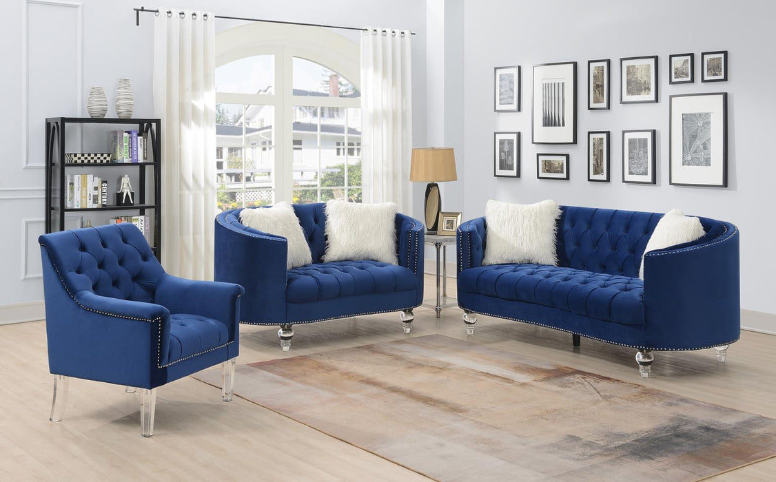 U223 - Chair With One Fur Pillows & Acrylic Legs - Blue