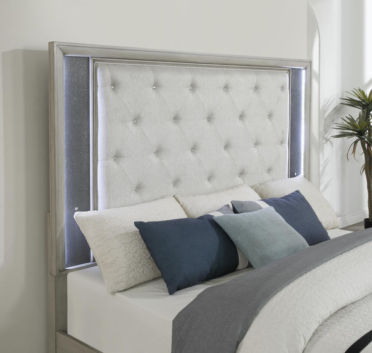 B090 - Bed - alternate view 4