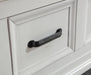 B078 - Bed - alternate view 4