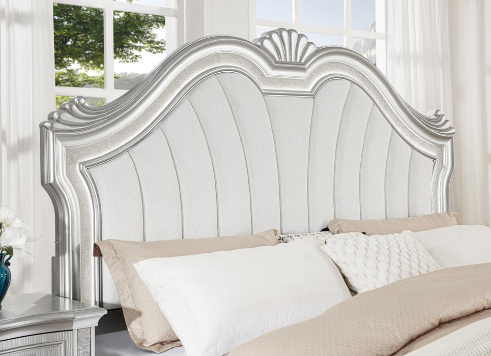 B076 - Bed - alternate view 4