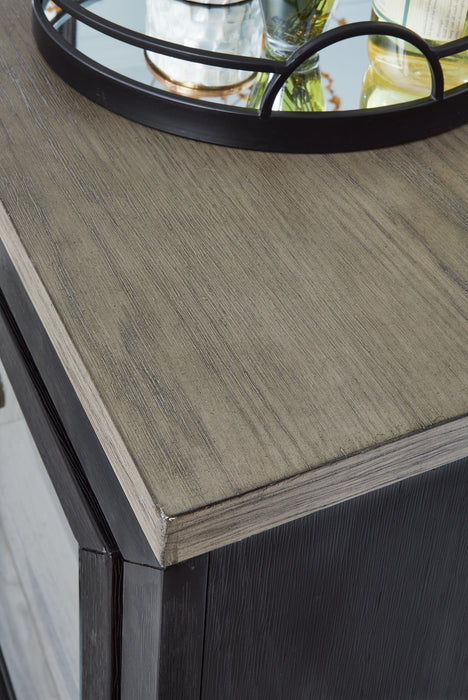 Foyland California King Panel Storage Bed with Mirrored Dresser, Chest and Nightstand - Raleigh Outlet