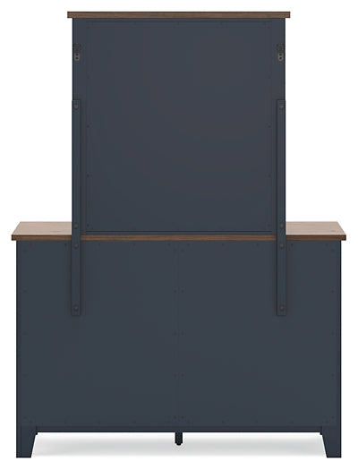 Landocken Twin Panel Bed with Mirrored Dresser - Raleigh Outlet