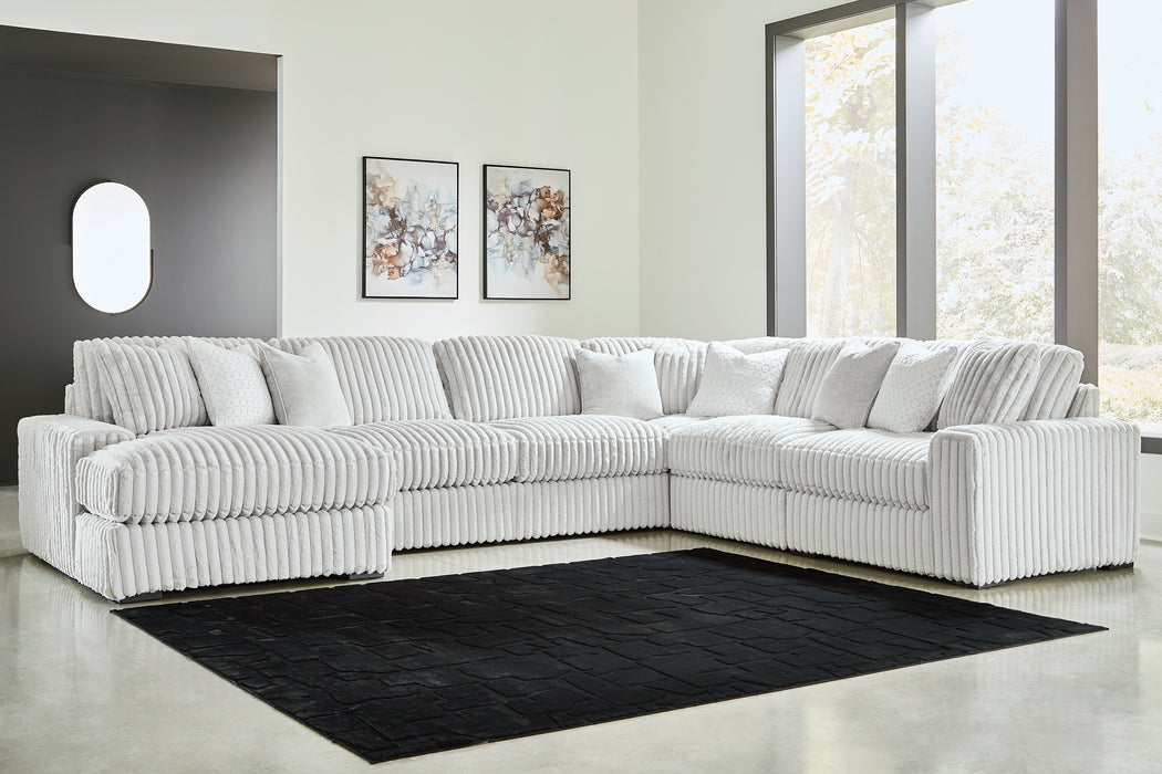 Stupendous 6-Piece Sectional with Chaise