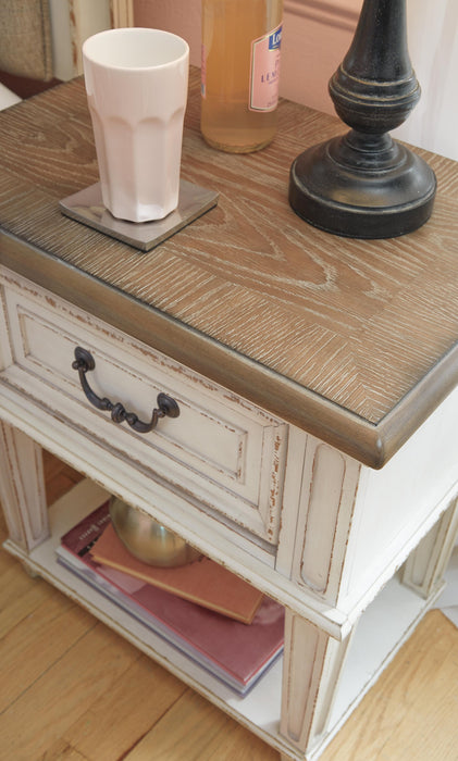 Realyn One Drawer Night Stand - alternate view 4