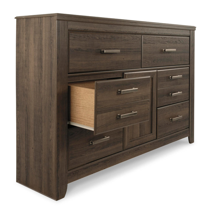 Juararo Six Drawer Dresser - alternate view 4