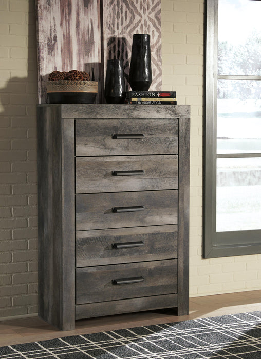 Wynnlow Five Drawer Chest - alternate view 3