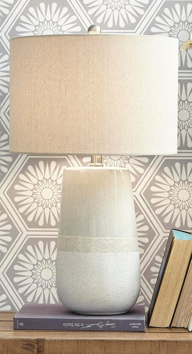 Shavon Ceramic Table Lamp (1/CN) - alternate view 3