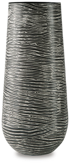 Fynn Vase - alternate view 2