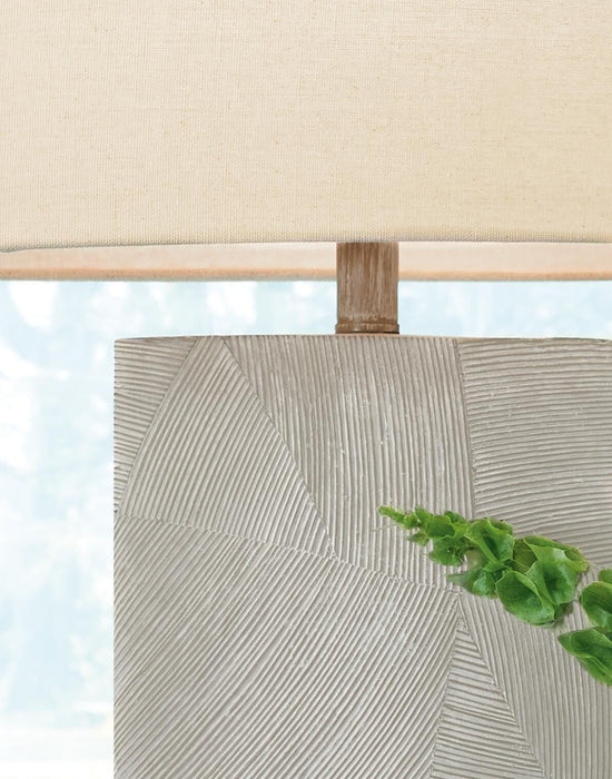 Bradard Poly Table Lamp (1/CN) - alternate view 3