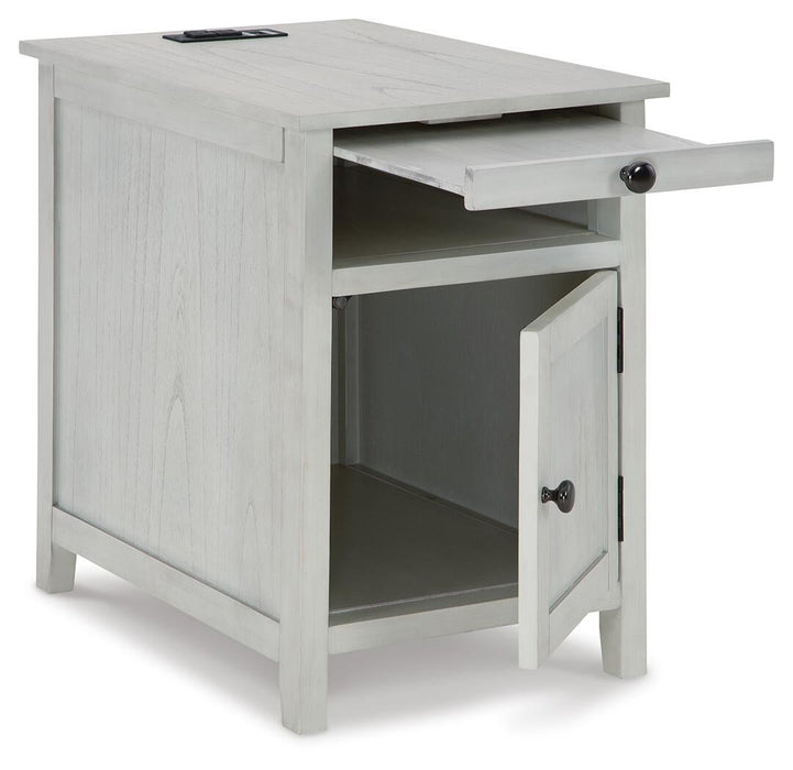 Treytown Chair Side End Table - alternate view 3