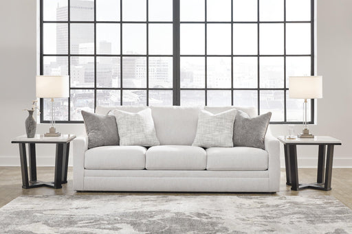 Maitelynn Sofa