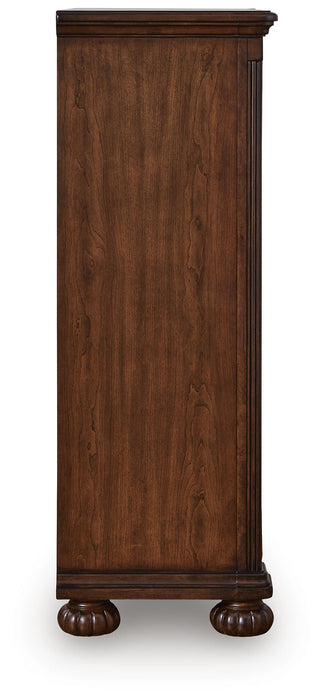 Lavinton Five Drawer Chest - alternate view 8