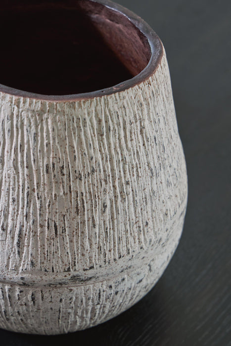 Claymount Vase - alternate view 3