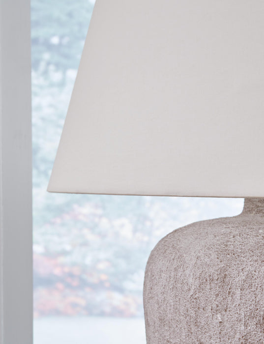 Danry Metal Table Lamp (1/CN) - alternate view 3