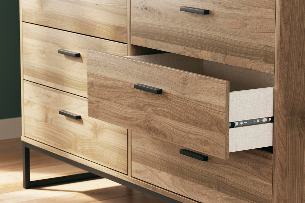 Deanlow Six Drawer Dresser - alternate view 8