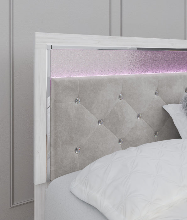 Altyra King Panel Bed - alternate view 5