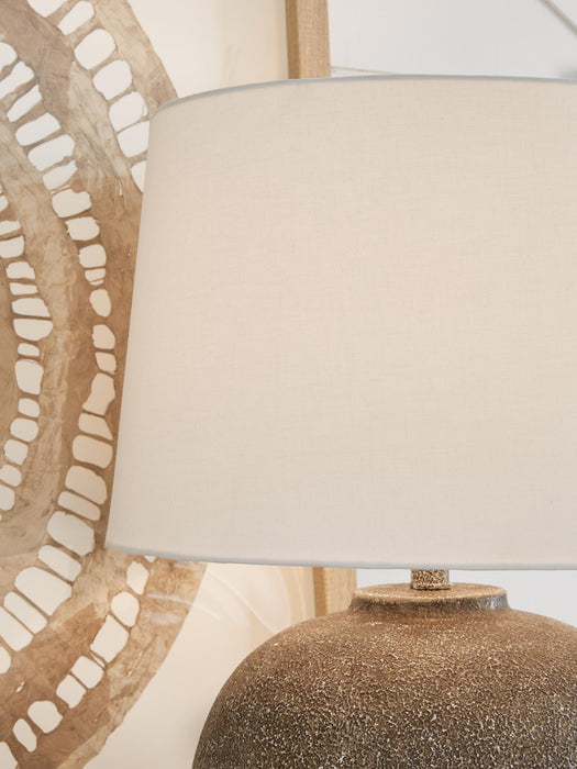 Neavesboro Metal Table Lamp (1/CN) - alternate view 3