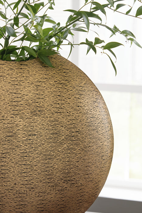 Iansboro Vase - alternate view 4