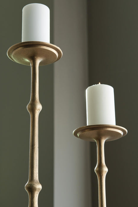 Larwick Candle Holder Set (2/CN) - alternate view 3