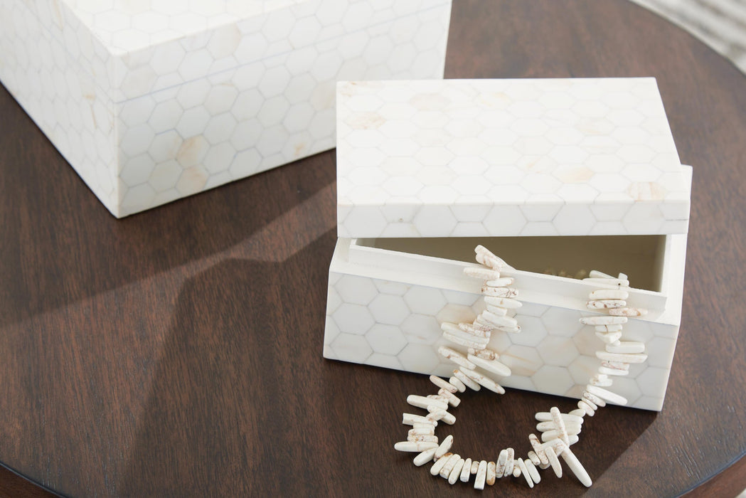 Aldenburg Box Set (2/CN) - alternate view 4