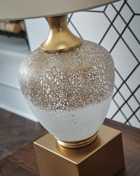 Tavisburg Glass Table Lamp (1/CN) - alternate view 3