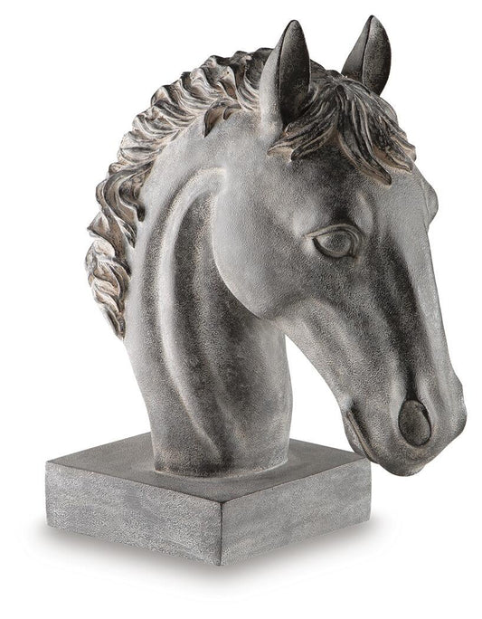 Carnlow Sculpture - alternate view 2