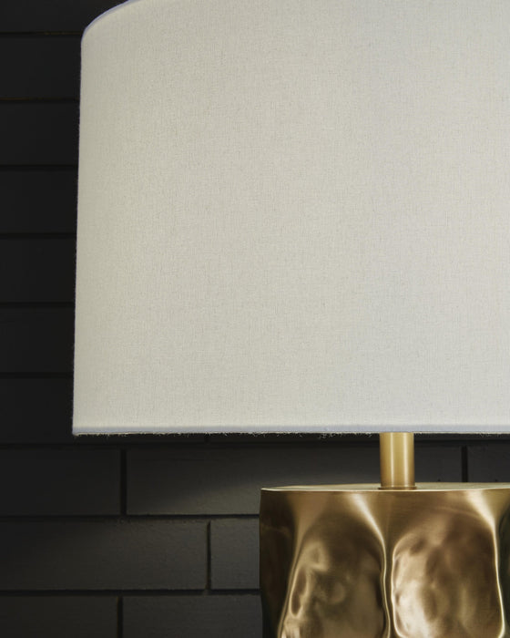 Marshawn Metal Table Lamp (1/CN) - alternate view 3