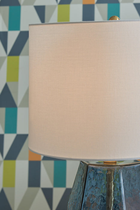 Tallow Glass Table Lamp (1/CN) - alternate view 3