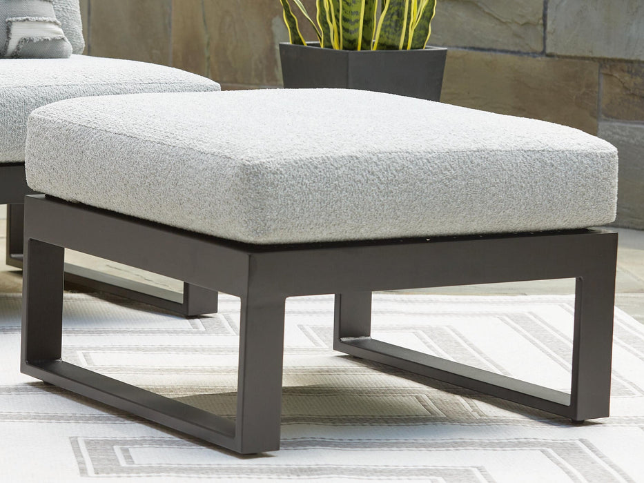 Beachloft 4-Piece Outdoor Sectional - alternate view 9