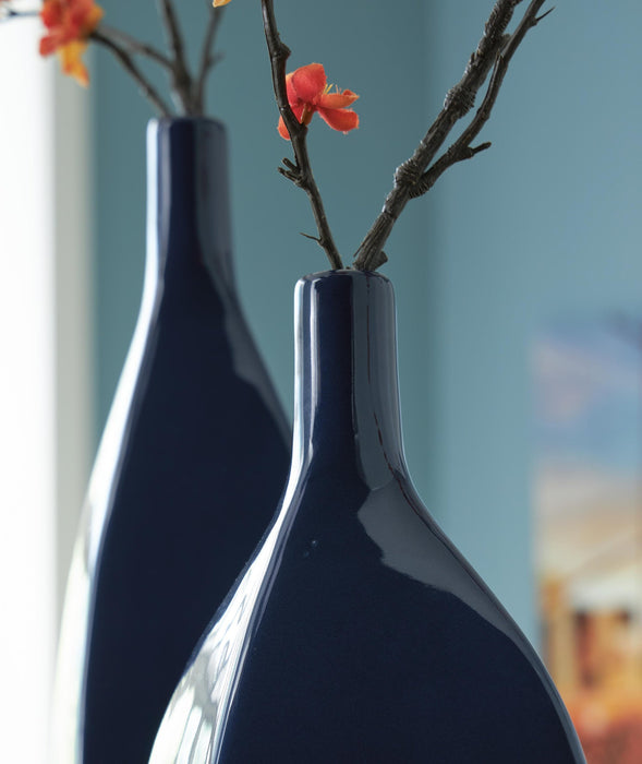 Abtinson Vase - alternate view 3