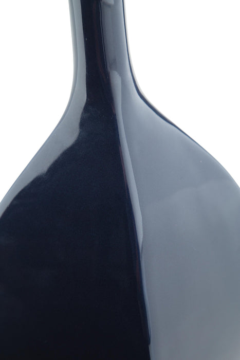 Abtinson Vase - alternate view 4