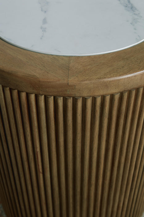Camdill Round End Table - alternate view 4