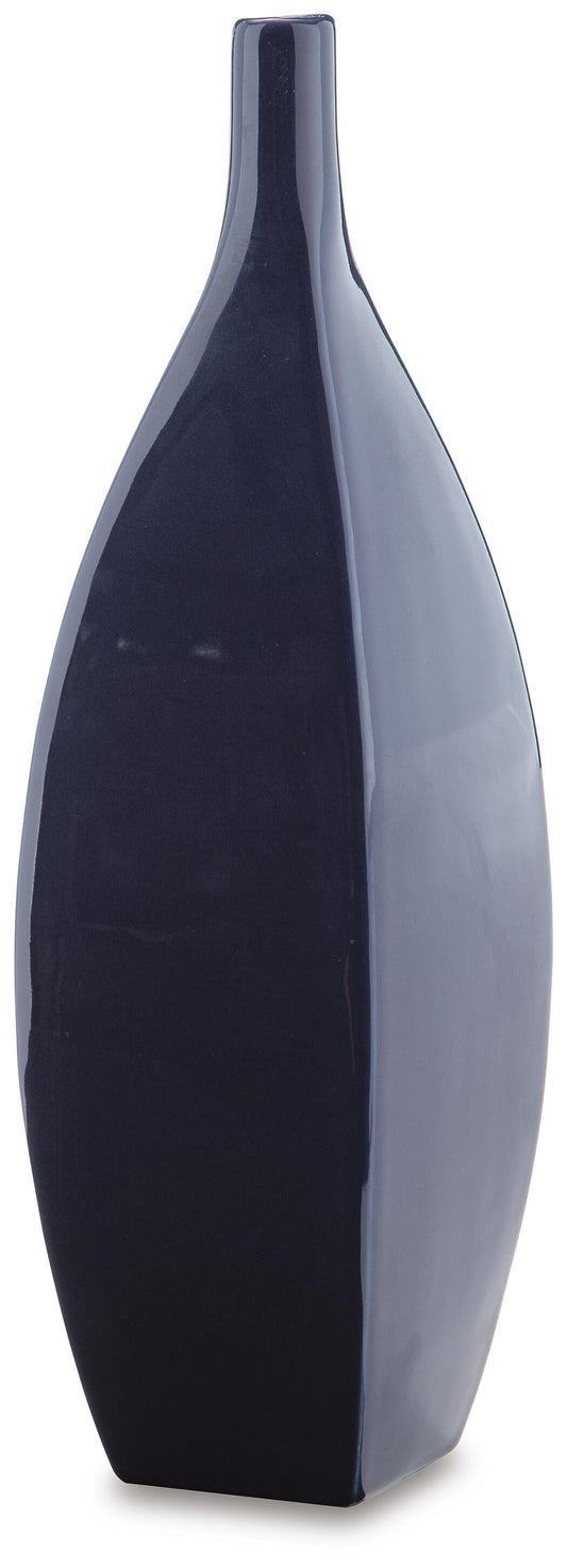 Abtinson Vase - alternate view 2