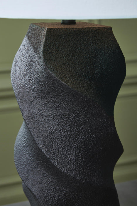 Amillion Poly Table Lamp (1/CN) - alternate view 3