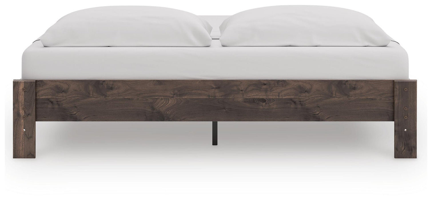 Calverson King Platform Bed - alternate view 4