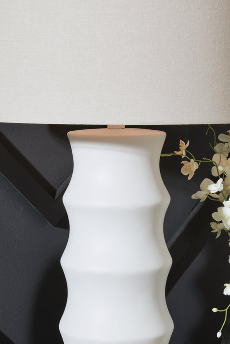 Veraleigh Poly Table Lamp (1/CN) - alternate view 3