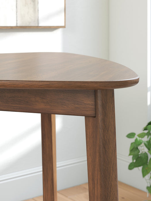 Tameride Triangle Dining Room Table - alternate view 4