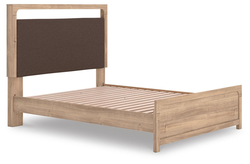 Kinlanni Queen Upholstered Platform Bed - alternate view 3