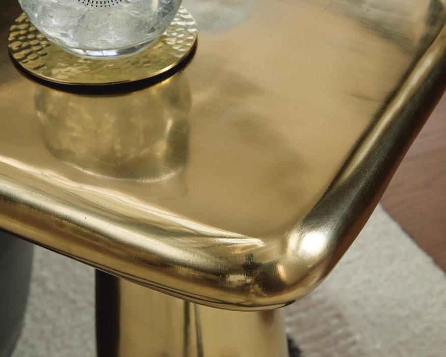 Dallenburg Accent Table - alternate view 4