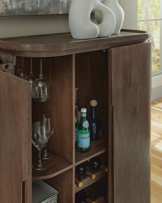 Landermont Bar Cabinet - alternate view 6